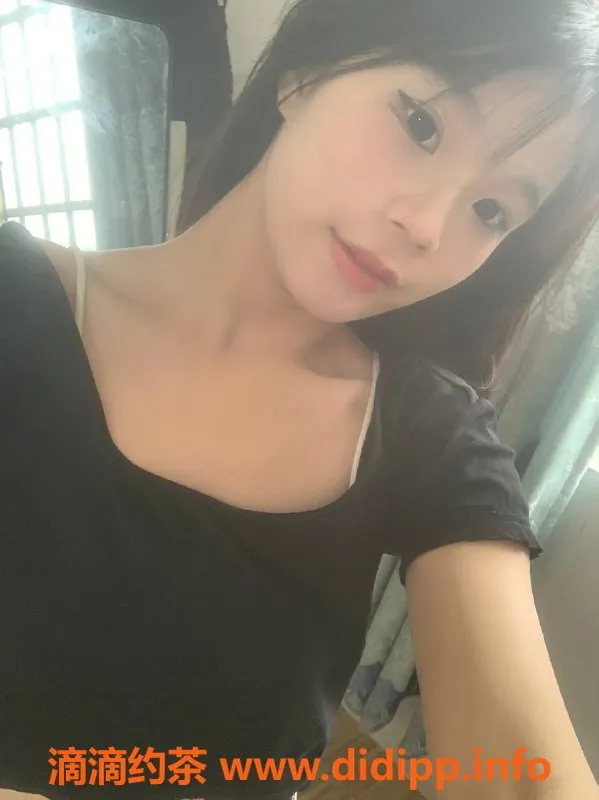 长沙楼凤-雨花区小乖，600p嫩妹，服务超棒！