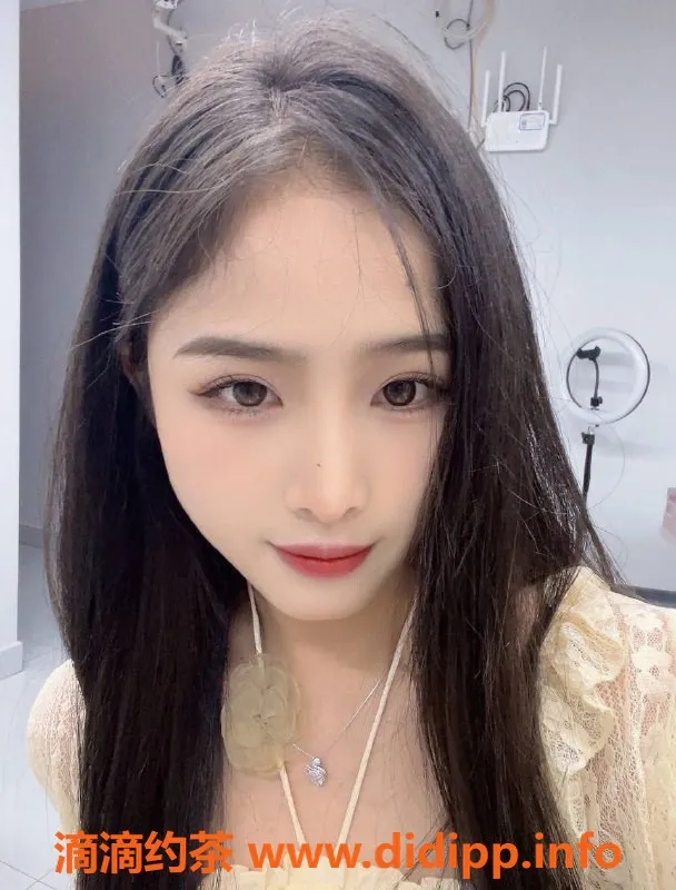 上海楼凤-普陀小琪 福利价600P 快约体验！