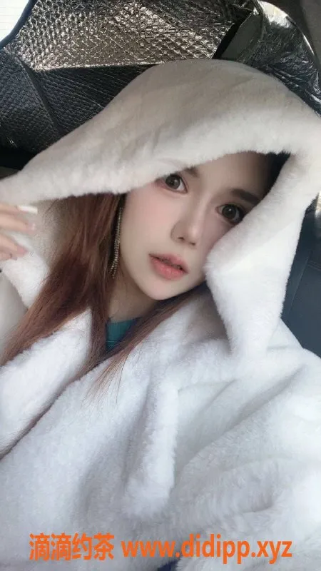 杭州楼凤-拱墅区娜美，168cm中俄混血，900元包夜