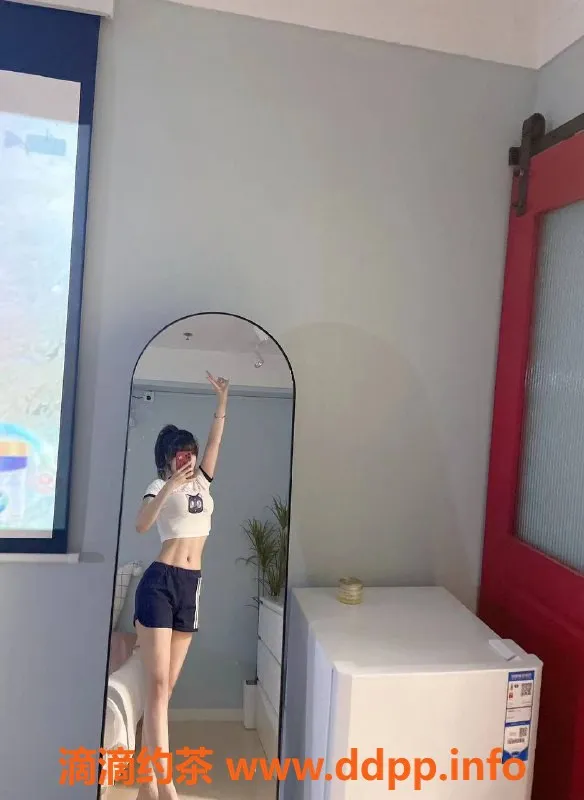 深圳楼凤资源信息,南山甘甜，1000p特惠，尽享奢华服务