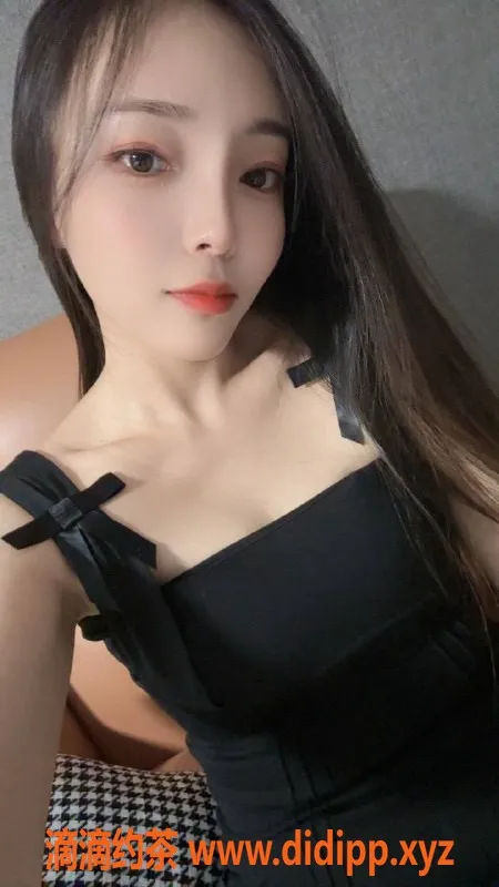 广州楼凤-白云苏苏，课费500p，服务超贴心