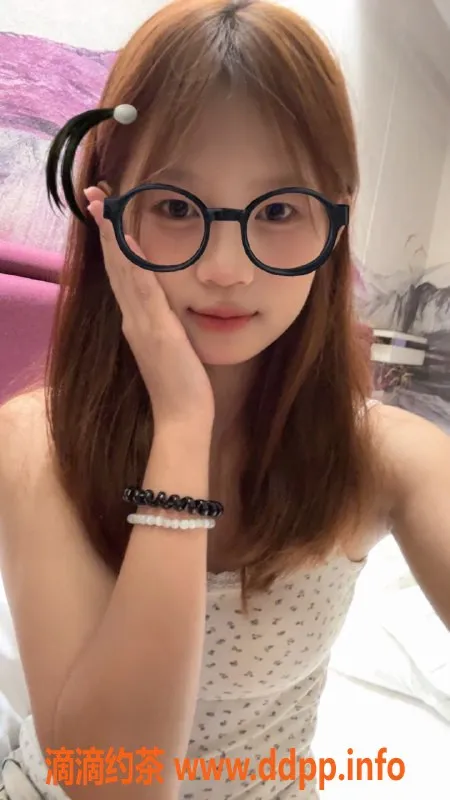 东莞楼凤-博罗园州倩倩，18岁163高挑身材，超值体验