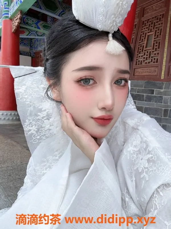 杭州楼凤-上城区小肥羊，F罩杯双飞体验，包夜只需5200