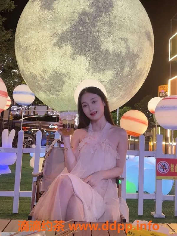 深圳楼凤-深圳小乖，18岁156b，千元档嫩妹服务