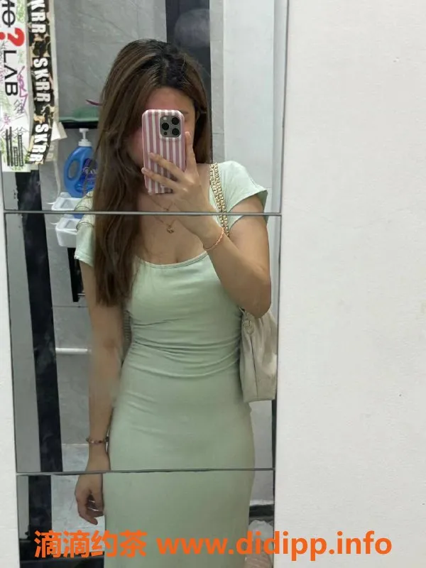 广州楼凤-天河小新，700元课费，1400元PP