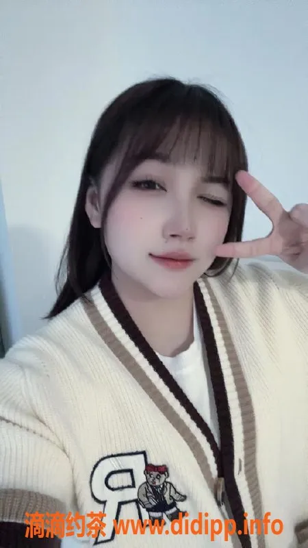 广州楼凤-天河小小御姐，舌吻800p，1500pp起