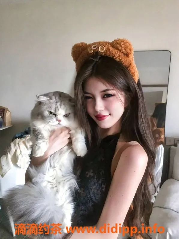 深圳楼凤资源信息,南山苏婷，19岁嫩妹，165高，45轻巧！