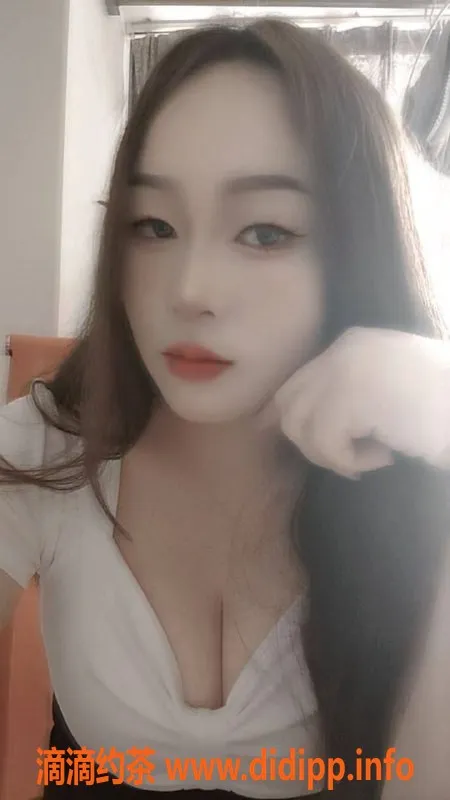 广州楼凤-天河蜜蜜，人妻风格，500元体验