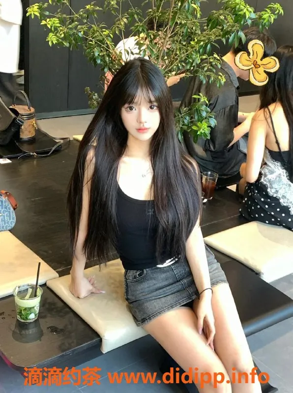 深圳楼凤资源信息,南山旺仔仔，20岁嫩妹，165cm，43kg，千元档服务