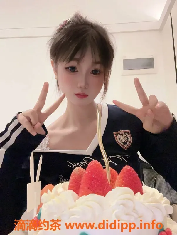 广州楼凤-天河小嘉，800元私聊，1500元服务