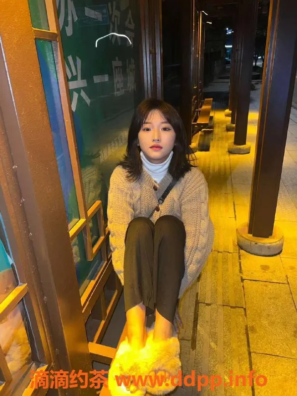 广州楼凤-天河御姐绵羊，700元一小时等你约！