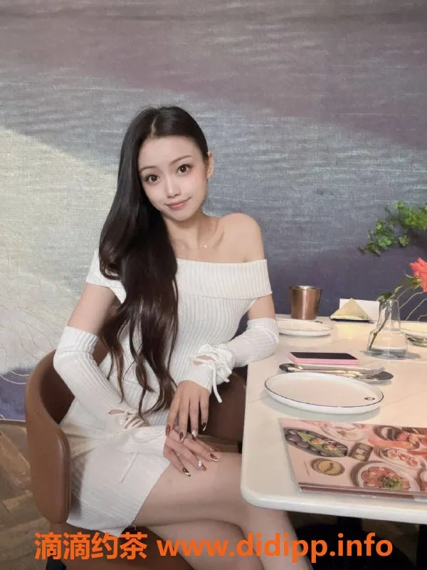 深圳楼凤-宝安如意老师，700元调情服务超值体验