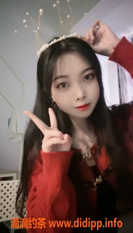 深圳楼凤-龙岗小奶油，155cm身材比例优，700P起步