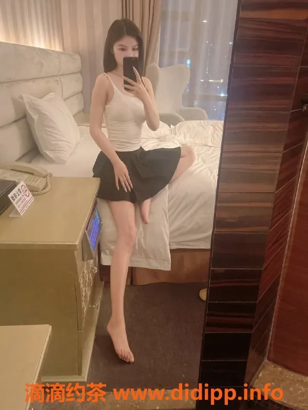 深圳楼凤资源信息,深圳龙华蜜糖，160cm身高42kg，千元档服务