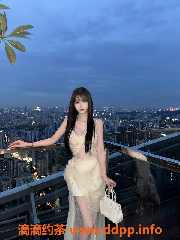 深圳楼凤-南山婉儿，23岁，94斤大胸1600元起