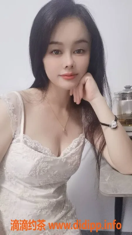 深圳楼凤-深圳宝安樱桃，24岁C罩杯美少女，800元起