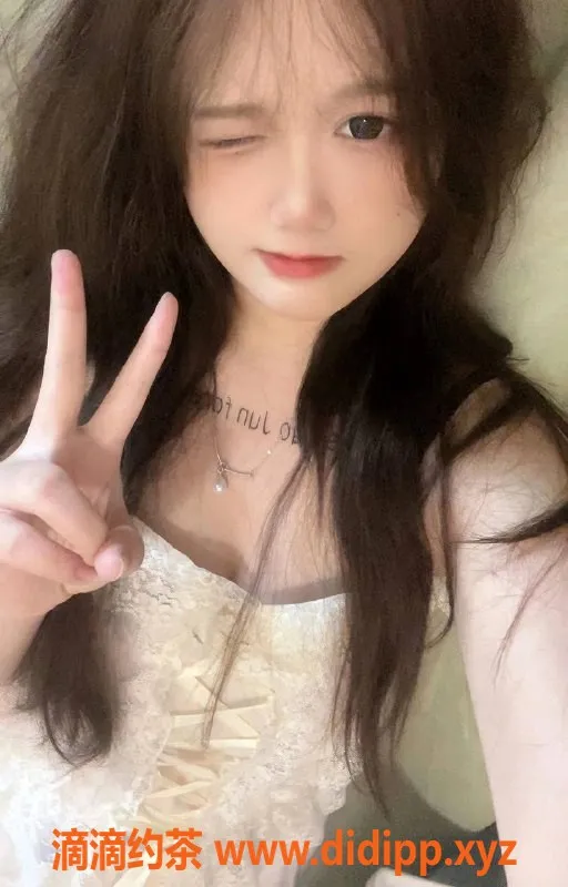 深圳楼凤资源信息,罗湖可可，900元舌吻与制服服务等你来体验