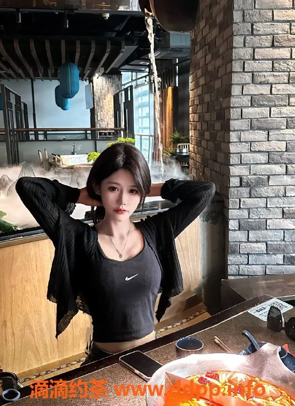 深圳楼凤资源信息,深圳福田 Vicky 165cm C罩杯 45kg 可约