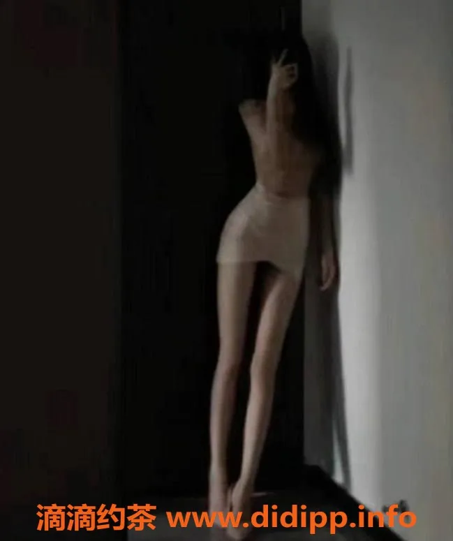 上海楼凤-闵行鹿溪老师，原价1200现仅1000，名额有限