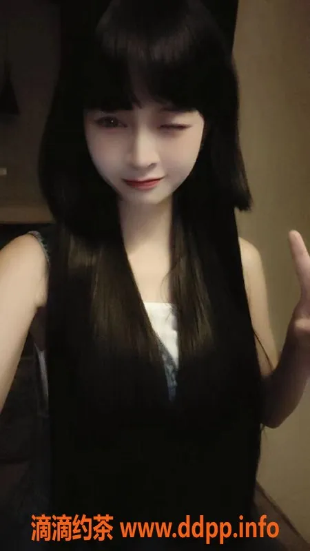 厦门楼凤-集美小甜，18岁萝莉声，学生兼职，专注服务