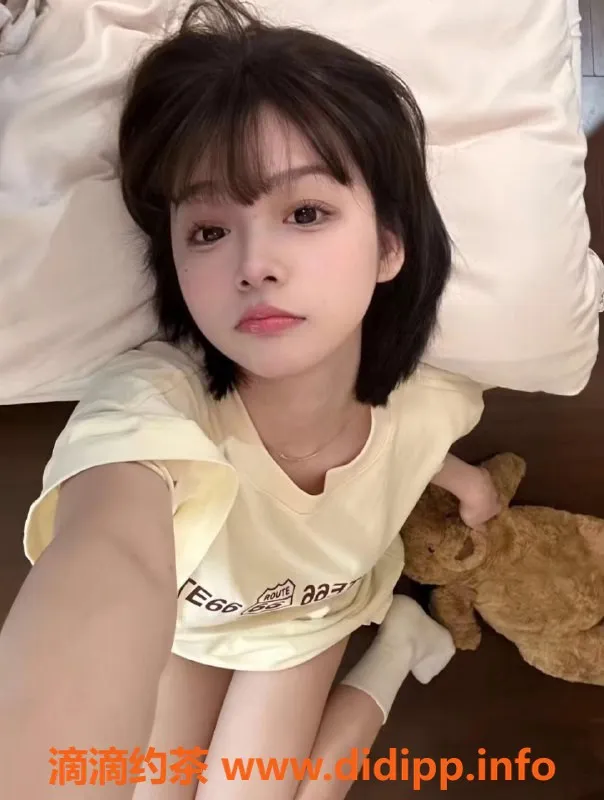 厦门楼凤-集美小甜，18岁萝莉声，学生兼职，专注服务