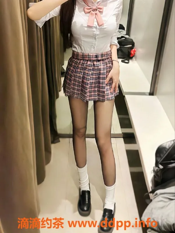 上海楼凤-普陀泡芙，171cm C罩杯，1200起预约