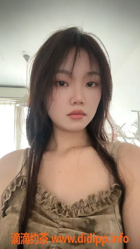 广州楼凤-海珠嫩妹可欣，800p畅享精彩服务！