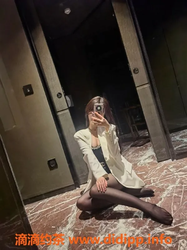 深圳楼凤-南山梓涵，23岁，168cm，D罩杯，3500/p起