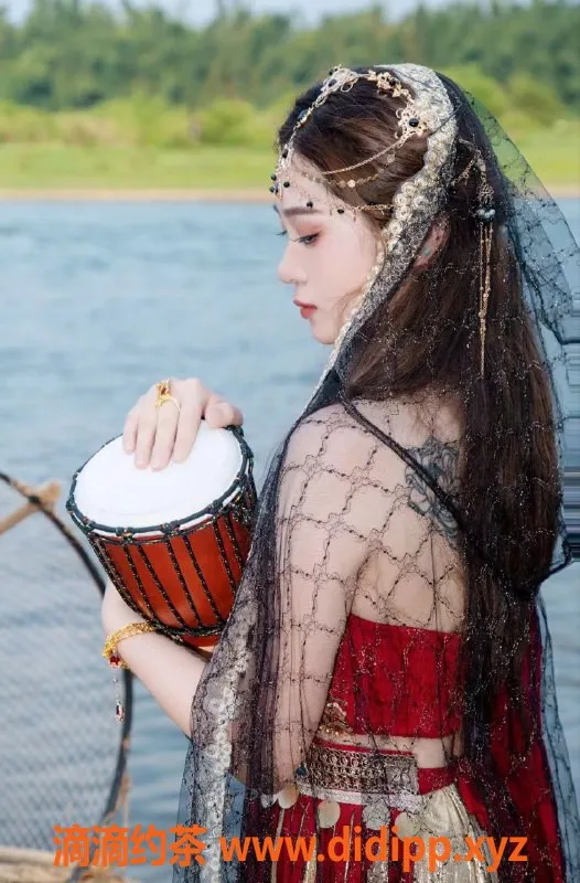 深圳楼凤-福田晨晨，21岁165cm，1700元特惠等你来