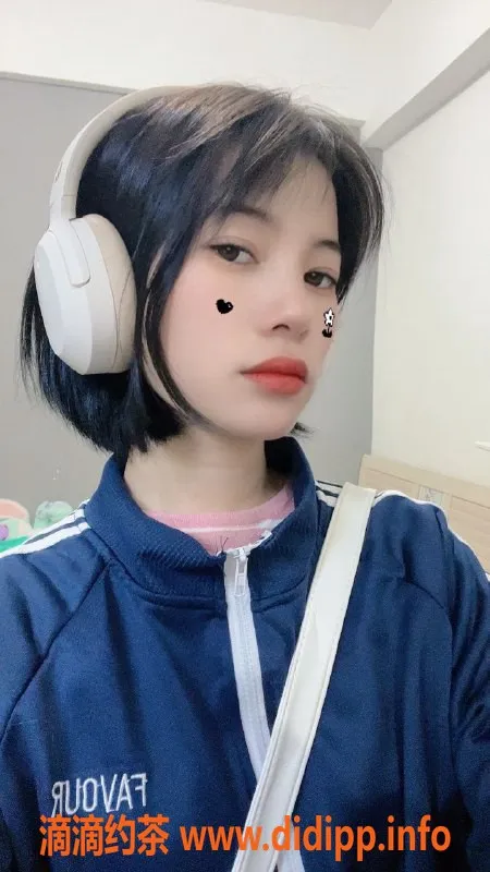 杭州楼凤-上城区北雨，应届生新体验，身高164CM，84斤