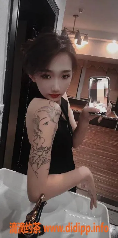 广州楼凤-天河海棠，视频验证，600元服务