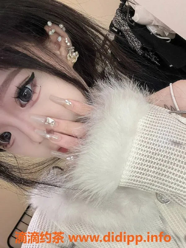 上海楼凤-普陀小鹿限时福利活动，价格超值！