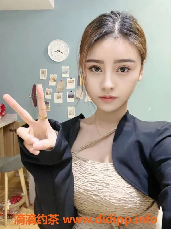 广州楼凤-天河嫩妹豆豆，800元一小时，真实验证