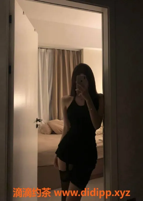 深圳楼凤-深圳龙岗酒酒，169cm大胸御姐，1288起！