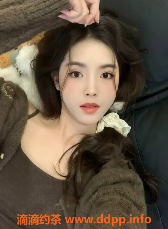 广州楼凤-白云小鹿，980pp，御姐口爆服务等你来体验！