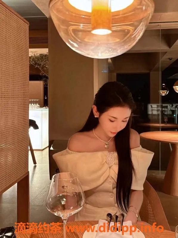 深圳楼凤-深圳罗湖张天爱，168cm，48kg，1500起