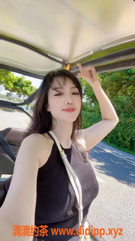 深圳楼凤-南山yoyo，26岁167cm、51kg、C罩杯，1000元起