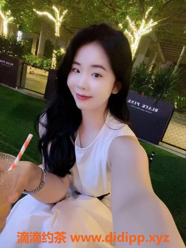 广州楼凤-天河梦琦，人妻艺人，499元约见