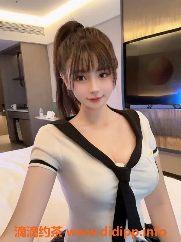 广州楼凤资源信息,天河蓝柑橘御姐，双飞大胸只需900p