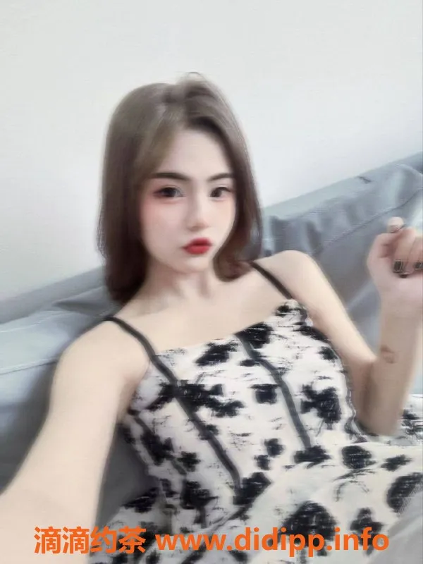 杭州上门服务-拱墅区甜柚老师，168cm/90斤，800元起等你来约！