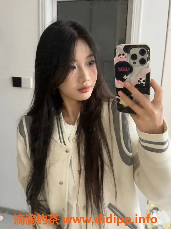 广州楼凤资源信息,天河嫩妹橘子，600p长腿服务等你来体验