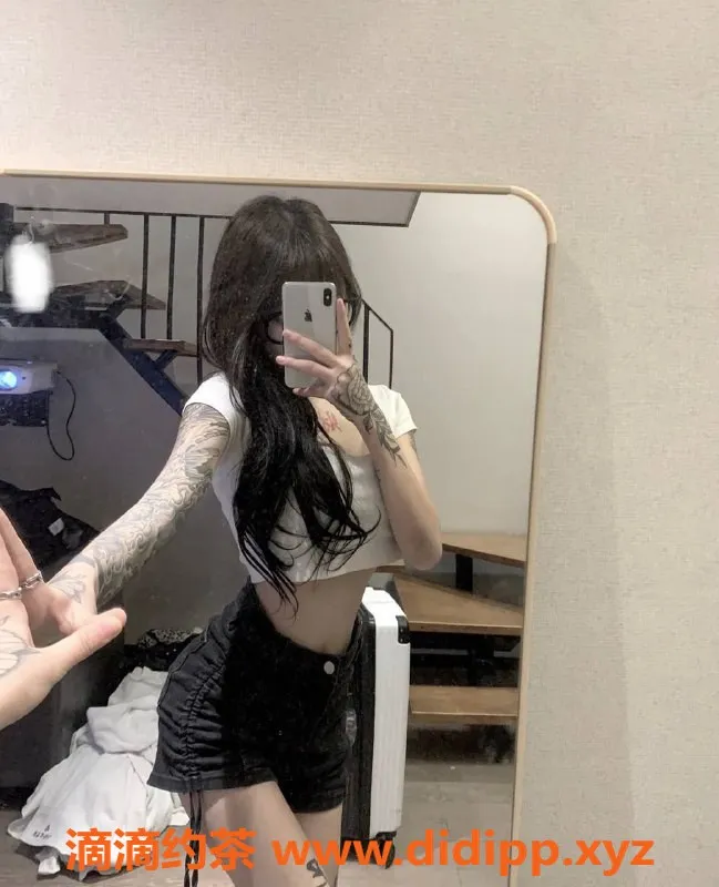 成都楼凤-成都小芯，160高、90斤，服务三件套只需600