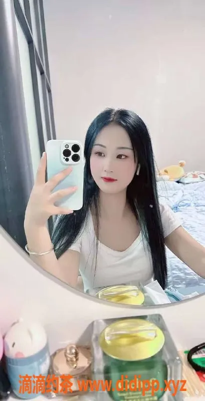 杭州楼凤-上城区暖暖，23岁C罩杯166cm娇媚女，激情50分钟仅需千元