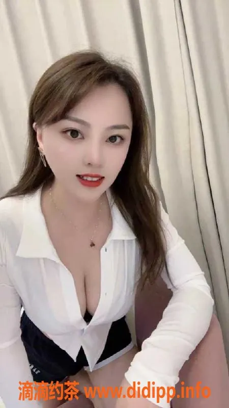 广州楼凤-荔湾区木木26岁 158cm 47kg 丰满服务体验