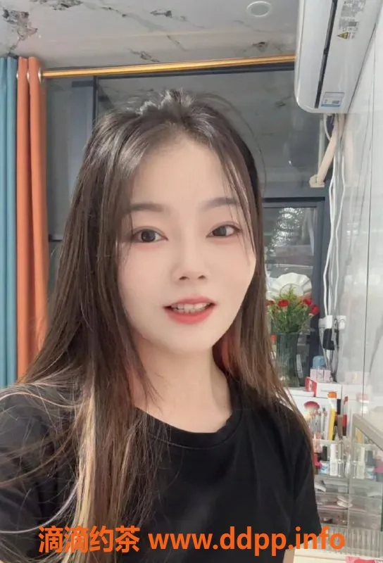 深圳楼凤资源信息,龙岗一笑倾城，700元体验舌吻等服务