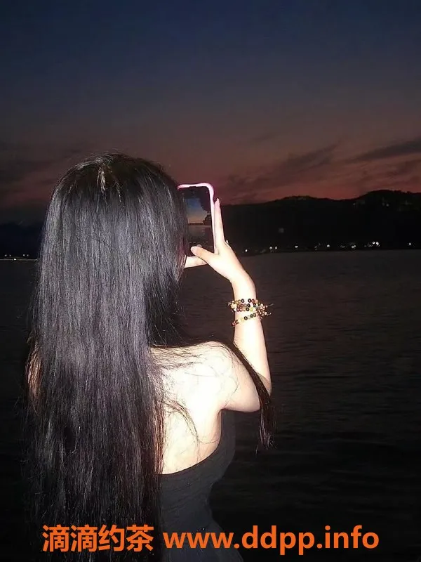 广州楼凤-天河公园可爱女奴，道歉服务仅438元