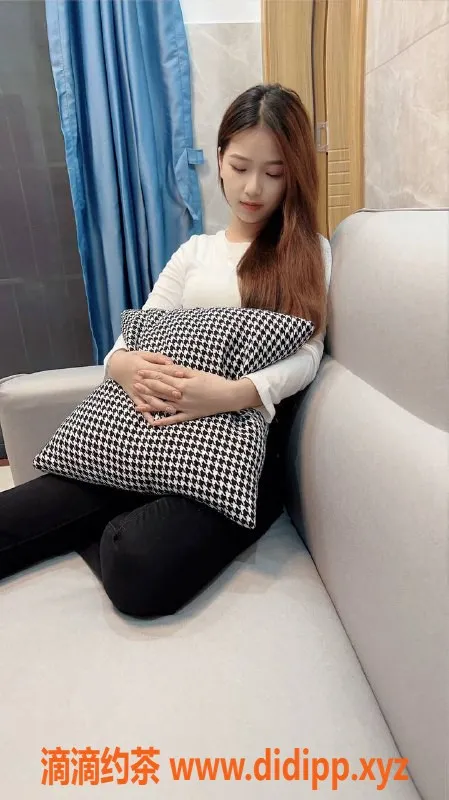 深圳楼凤-深圳可欣：20岁，163b，46kg，千元以下超值服务