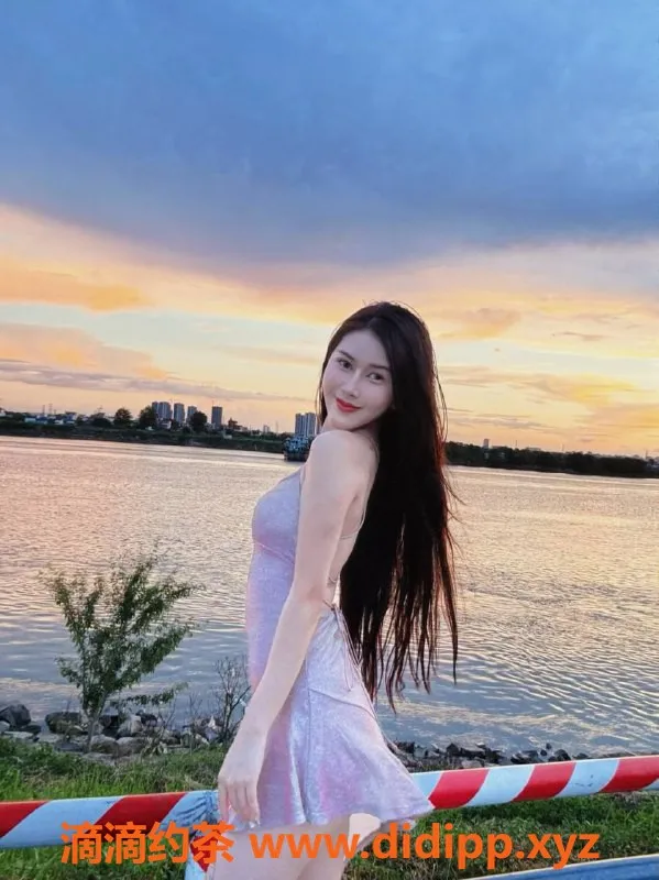 广州楼凤资源信息,佛山艺名晴晴，舌吻鸳鸯浴，1000p起