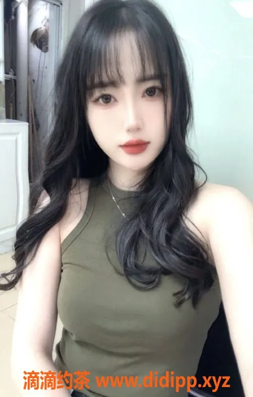 上海楼凤-闵行甜甜，1700元超值福利，快来约！