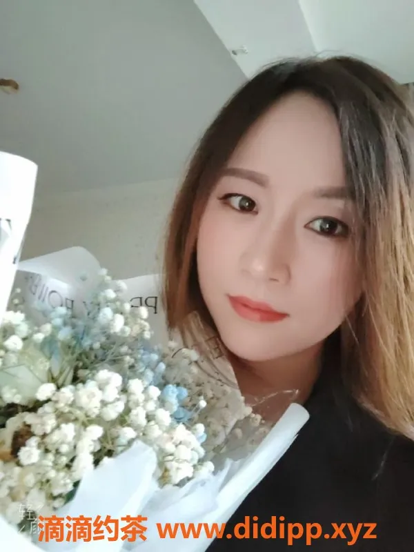 长沙楼凤-雨花区文文，服务费用500p，800pp